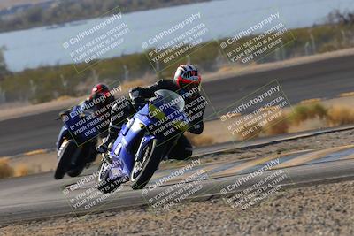 media/Dec-18-2022-SoCal Trackdays (Sun) [[8099a50955]]/Turn 14 (940am)/